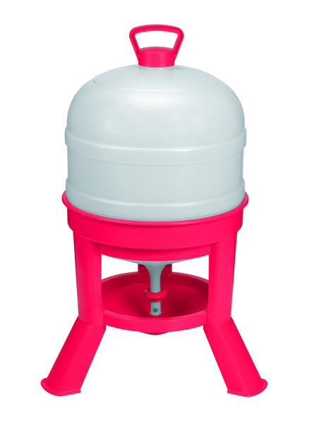 Miller Plastic Dome Poultry Waterer 8 Gallon (Red)